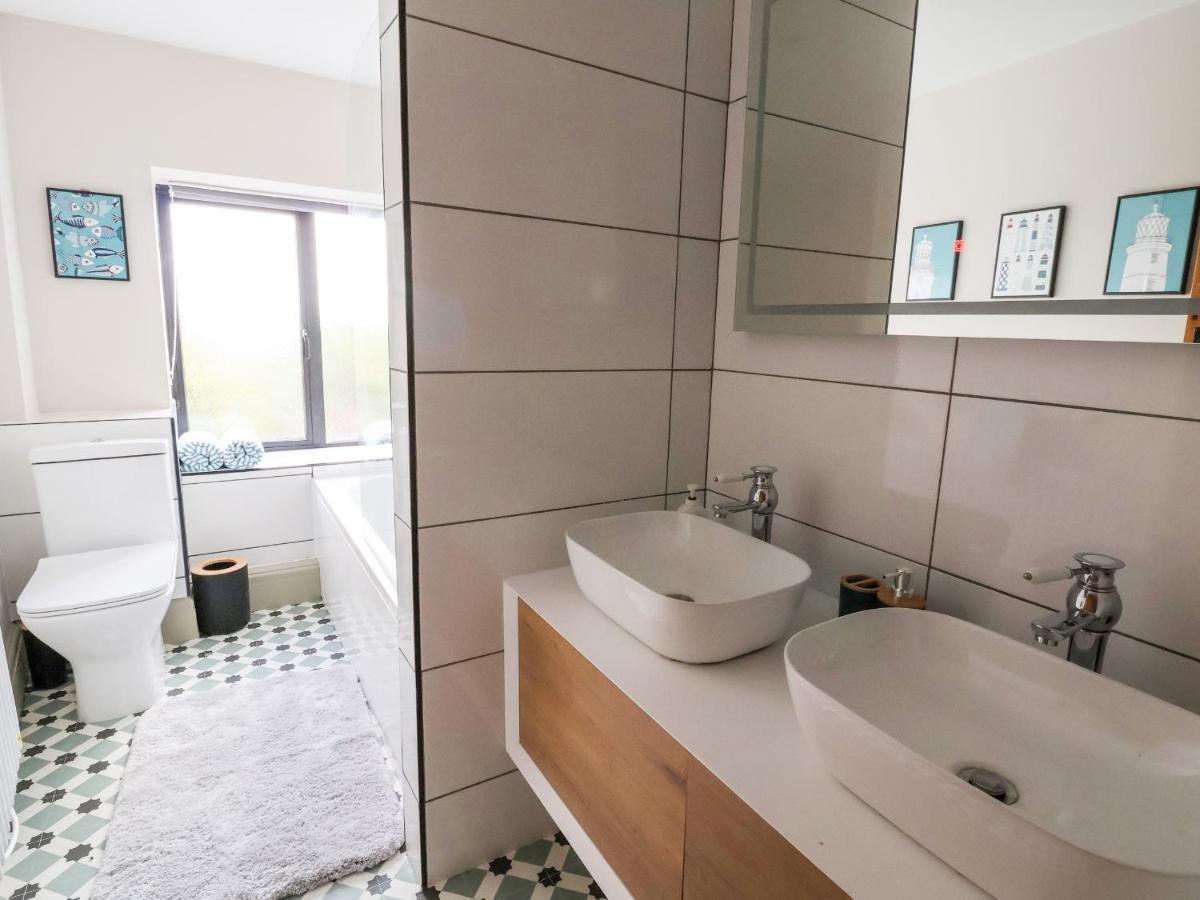 3 Penllan Cottages Holywell  Bagian luar foto